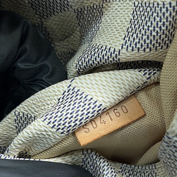 LOUIS VUITTON Azur shoulder Bag - Picture 14 of 16